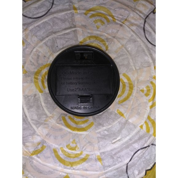 Sanrio Gudetama Chinese Paper Lantern LED Light Yellow Baby Chick Paper Lantern - Picture 14 of 16